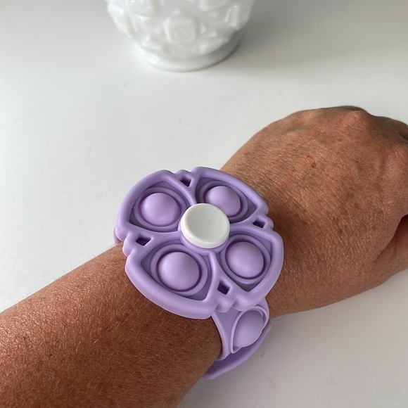 Fidget Spinner & Bubble Popper Watch Style - Picture 8 of 10